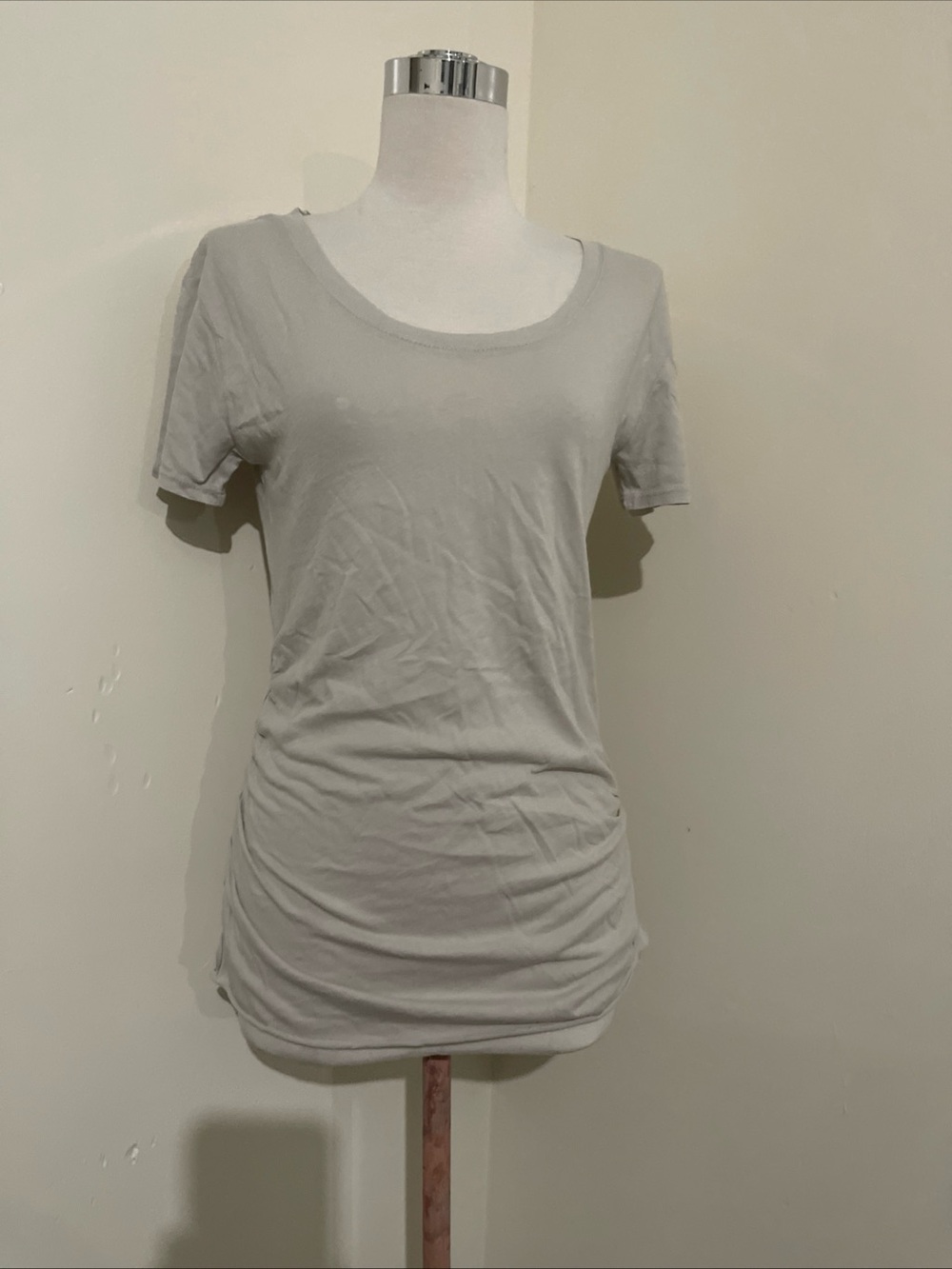 Classic Scoop Neck Short Sleeve Tee - Light Gray